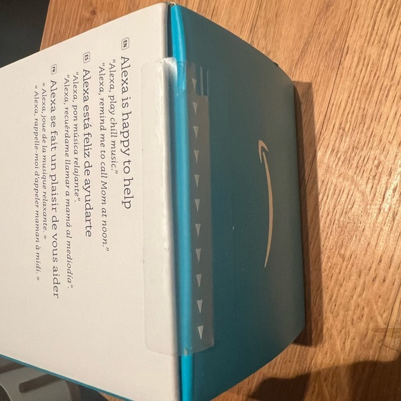 SEALED Amazon Echo Pop - Picture 3 of 3